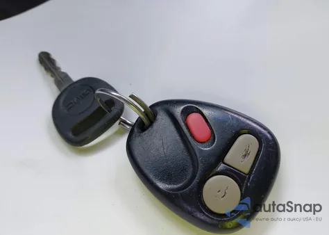 2001 GMC Sierra 1500 Sle z USA, uszkodzony, nr VIN 2GTEC19T611275992